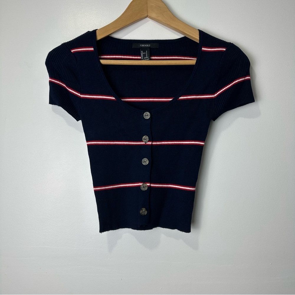 NWOT Forever 21 Rib Knit Short Sleeve Button Down Crop Cardigan Size Small